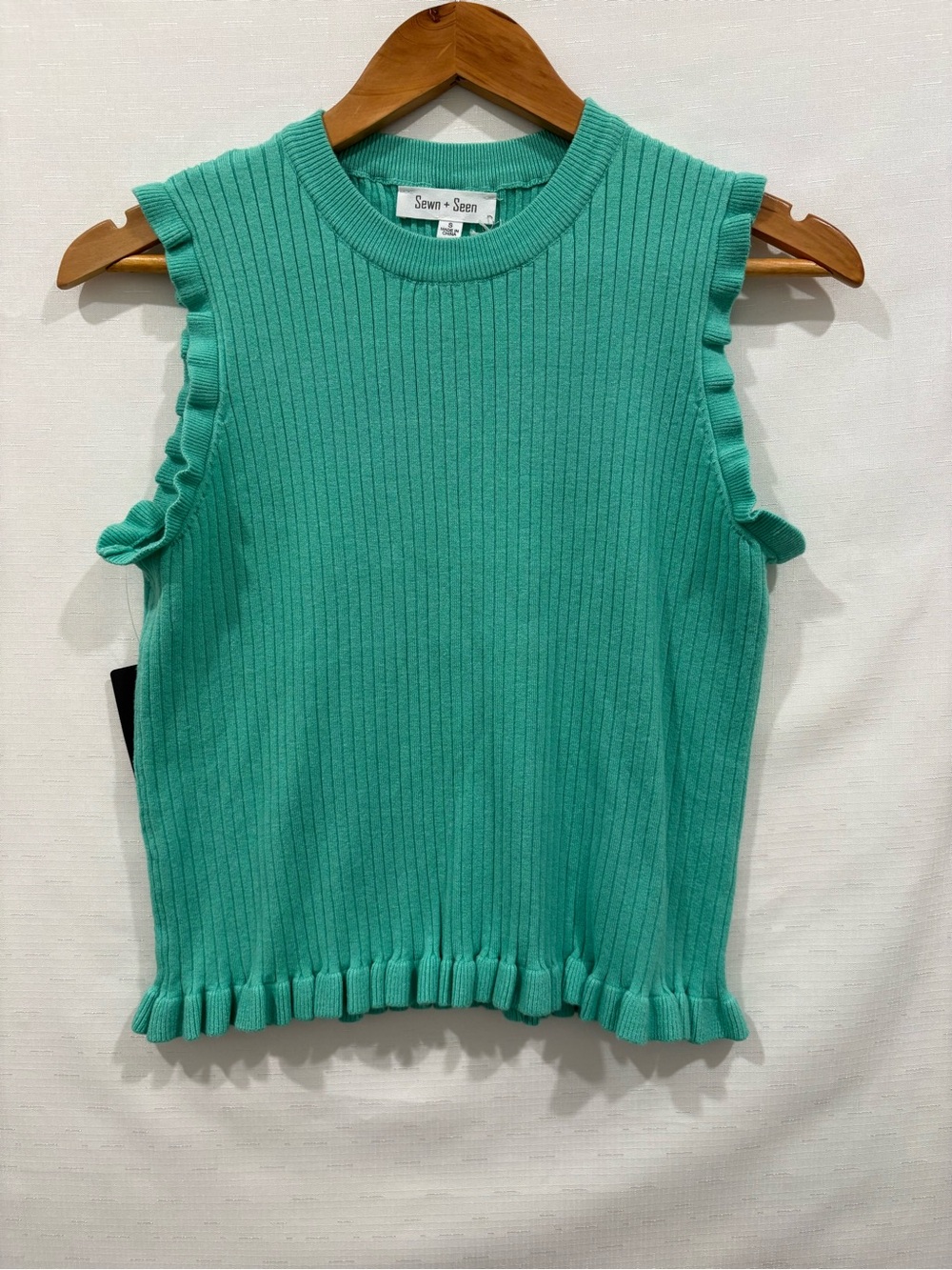 New NWT Small Sewn + Seen Green Ribbed Knit Ruffle Trim Tank Top Sweater